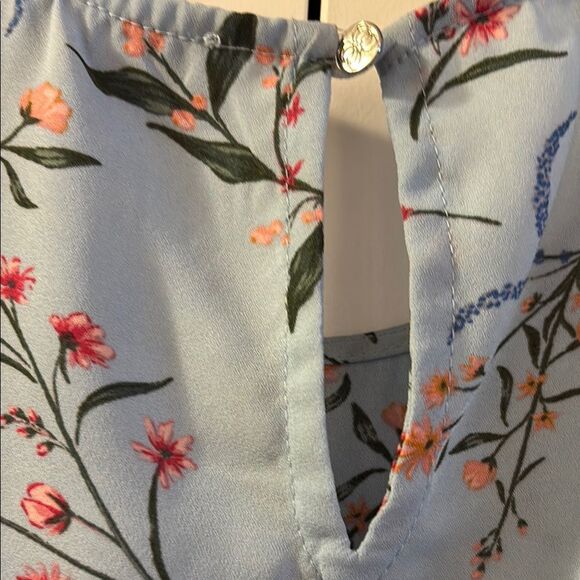 CeCe Pink and Blue Relaxed Tie sleeves Blouse - Picture 3 of 9